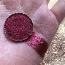 Load image into Gallery viewer, Berry Christmas Eyeshadow
