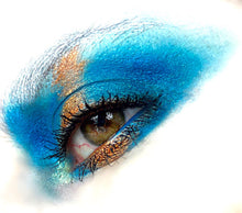 Load image into Gallery viewer, Avant garde makeup look Metallic Blue Eyeshadow blinding 
